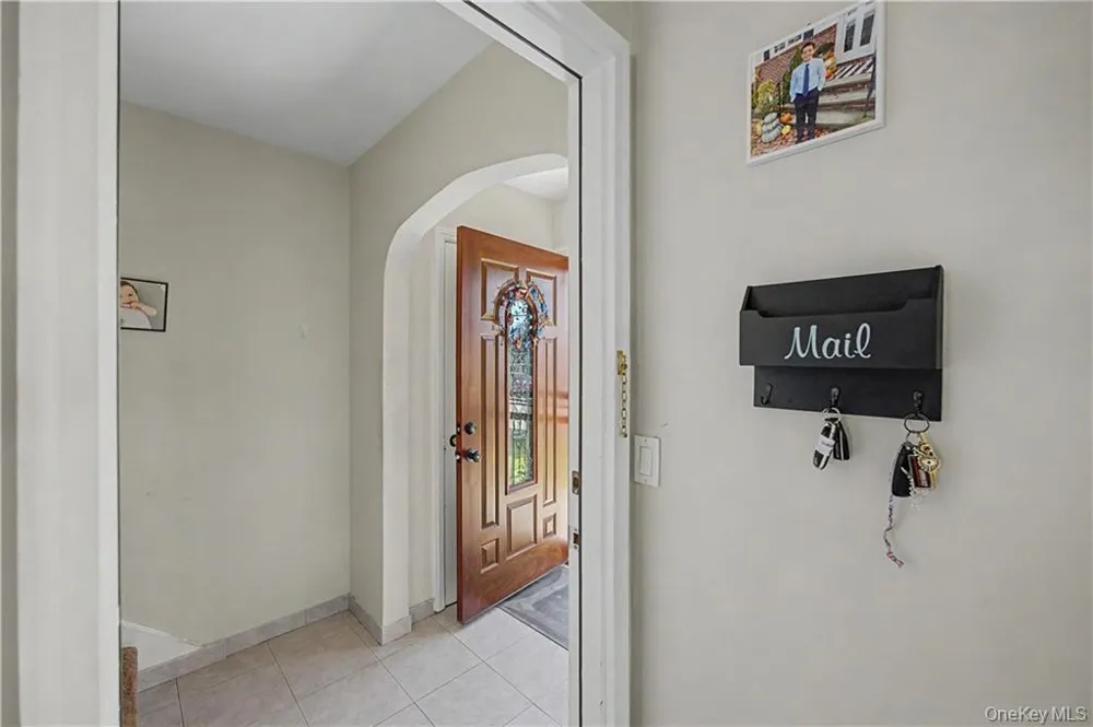 465 Washington Place Mineola, NY 11501