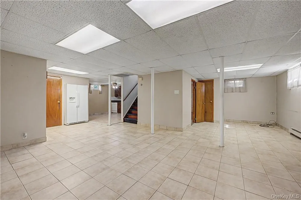 465 Washington Place Mineola, NY 11501