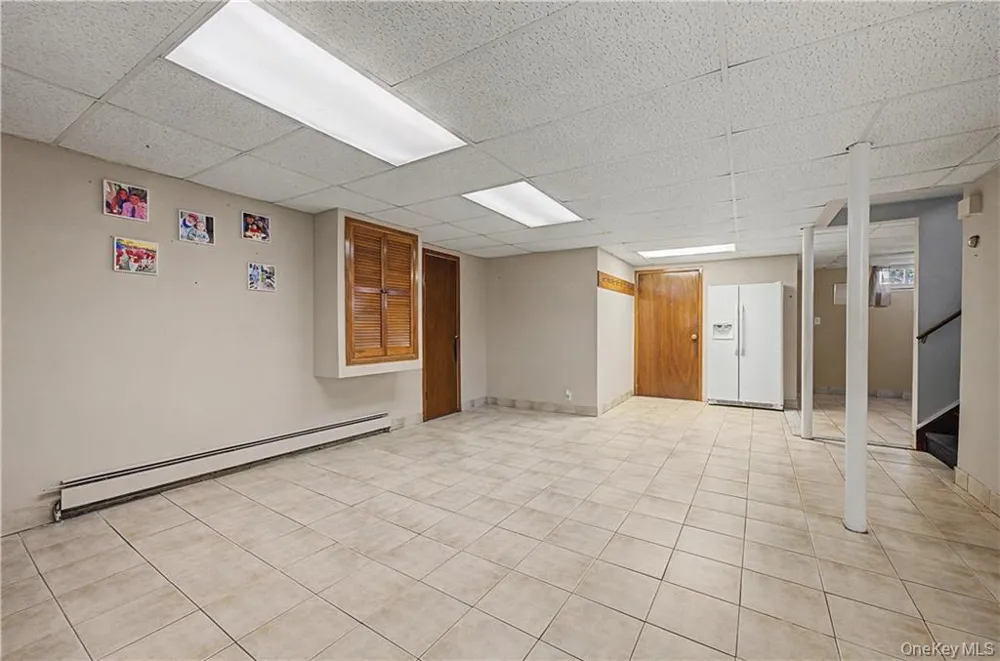 465 Washington Place Mineola, NY 11501