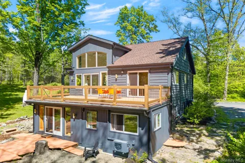 10 Kolb Road