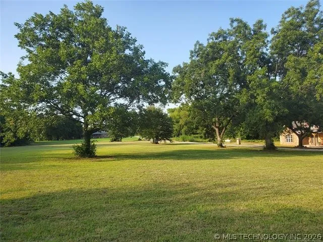 33434 E Pvt 1725 Drive Davis, OK 73030