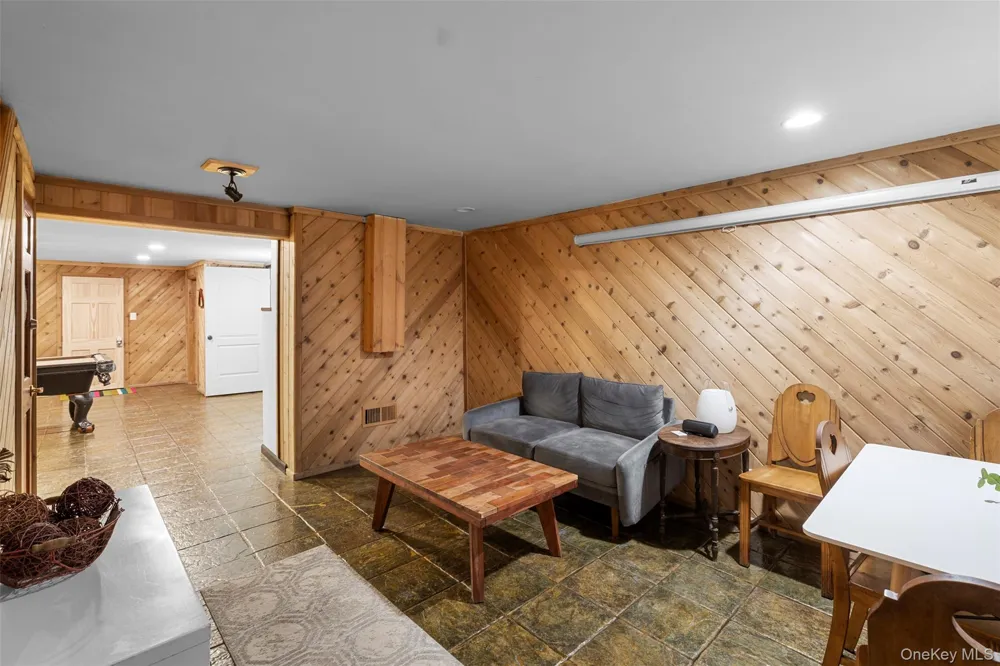 2 May Place Glen Spey, NY 12737