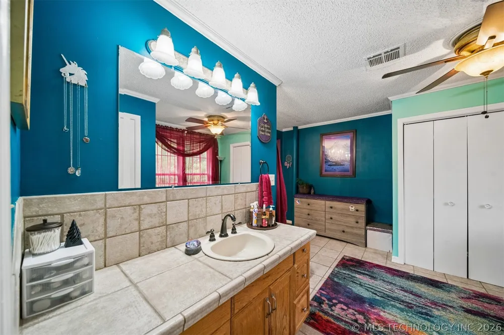809 S Park Street Sapulpa, OK 74066