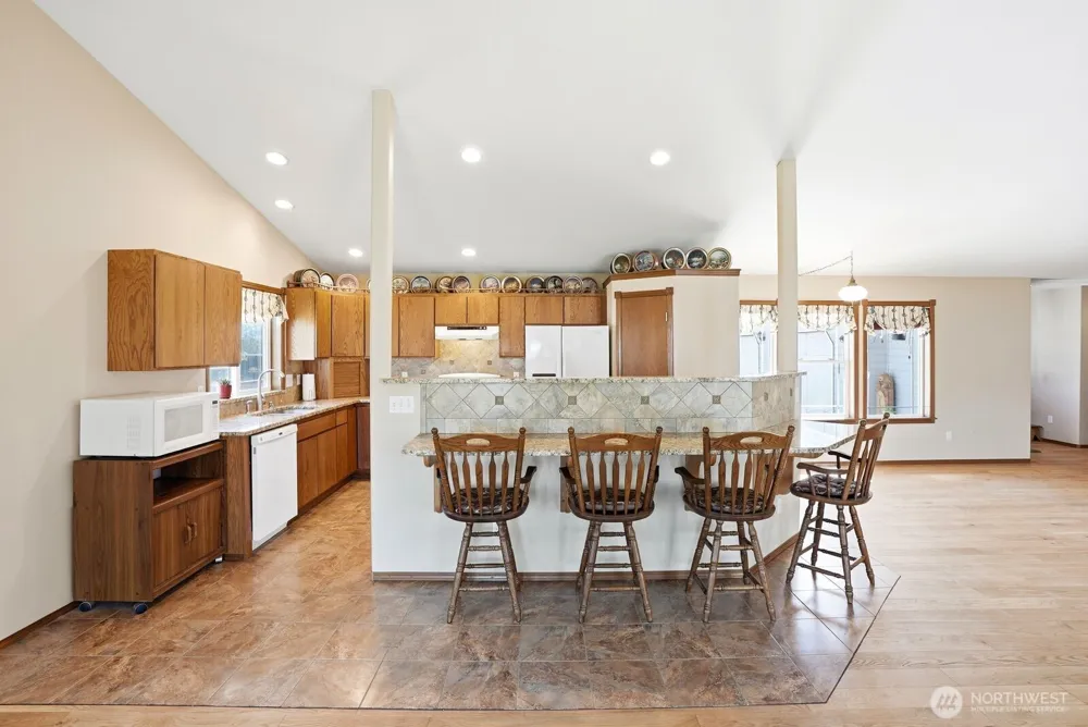 15180 Cottonwood Canyon Road Yakima, WA 98908