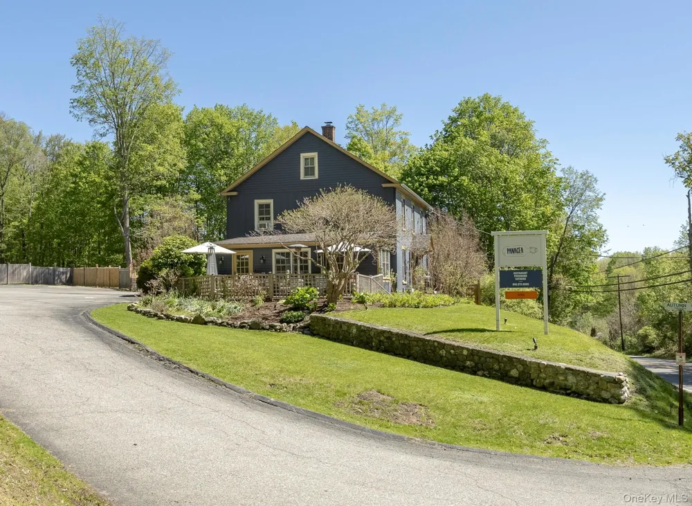 6 Autumn Lane Amenia, NY 12501