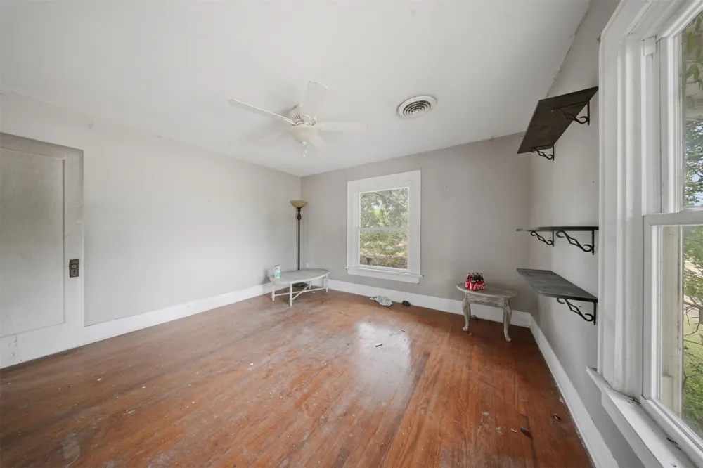 124 E 2nd Stroud, OK 74079