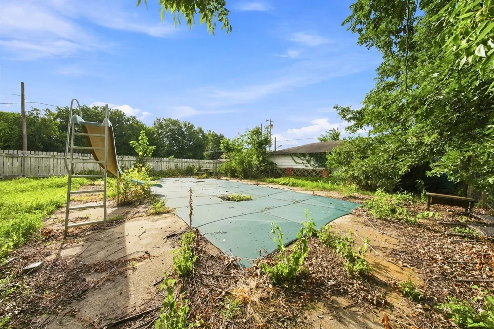 124 E 2nd Stroud, OK 74079