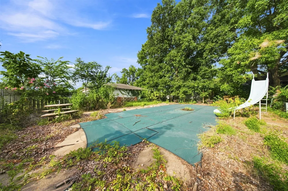 124 E 2nd Stroud, OK 74079