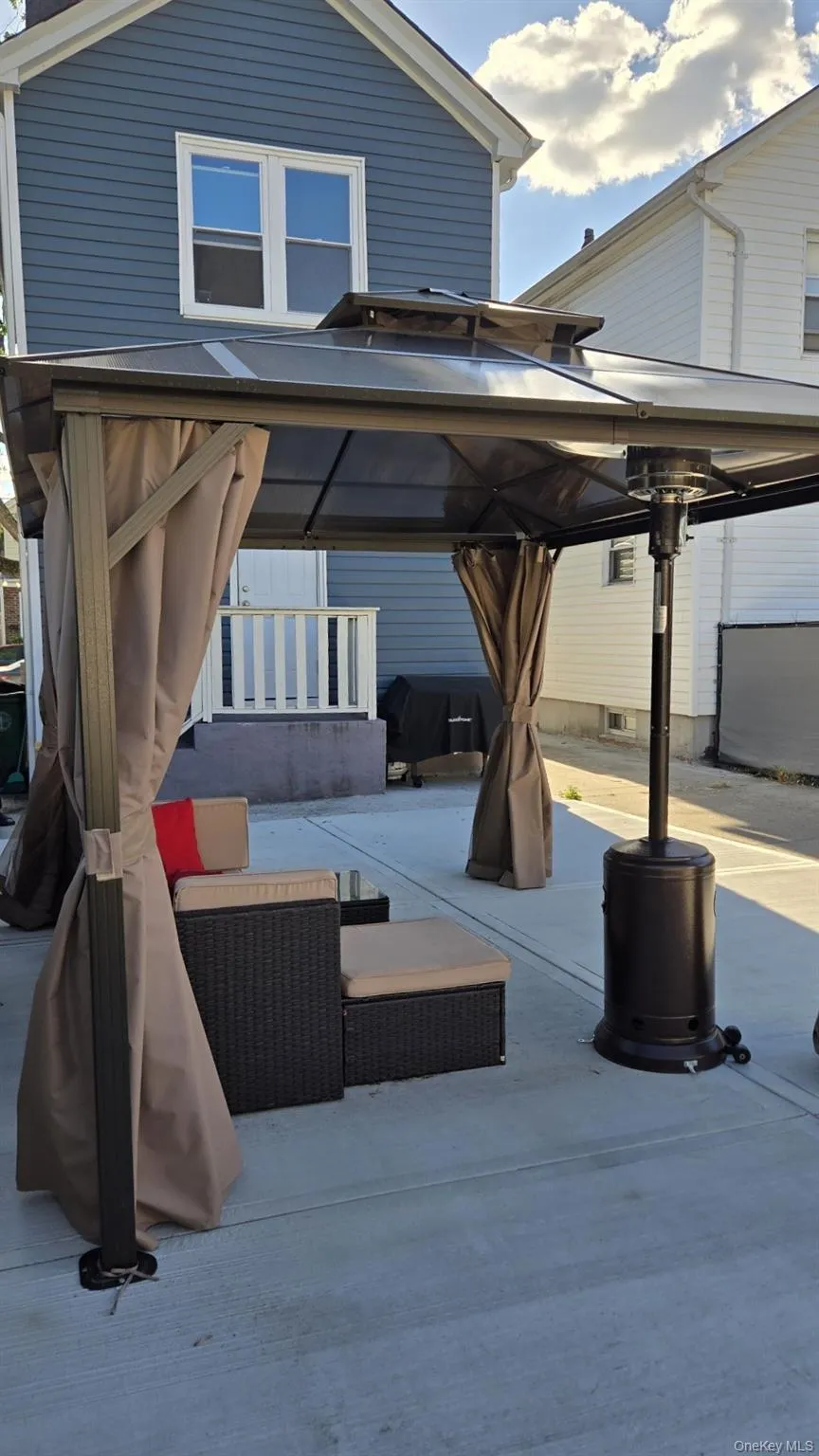 12933 135th Place South Ozone Park, NY 11420