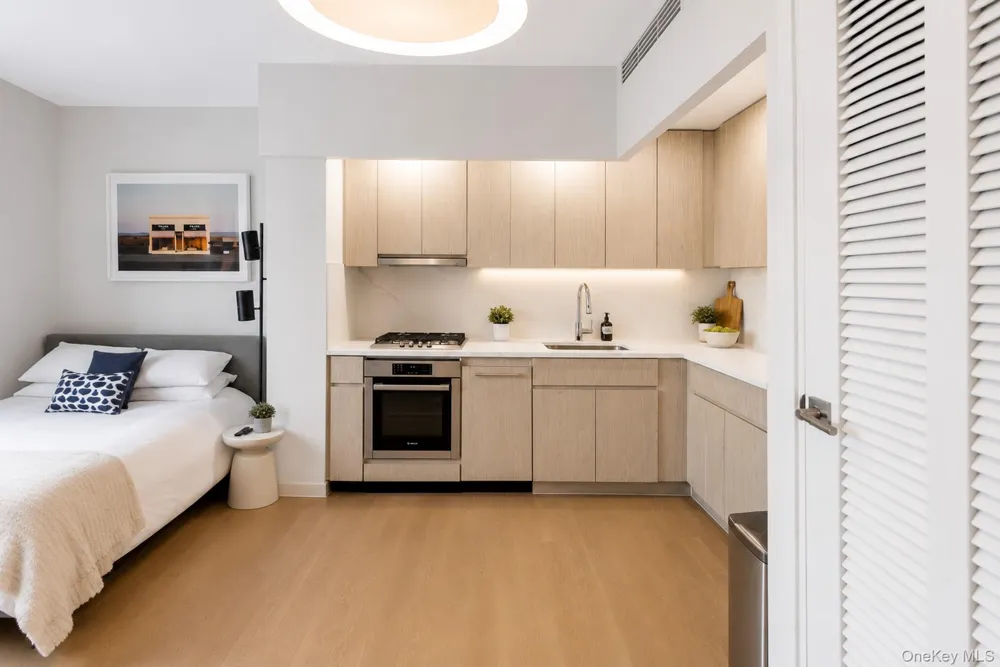 37-26 32nd Street #2K Long Island City, NY 11101