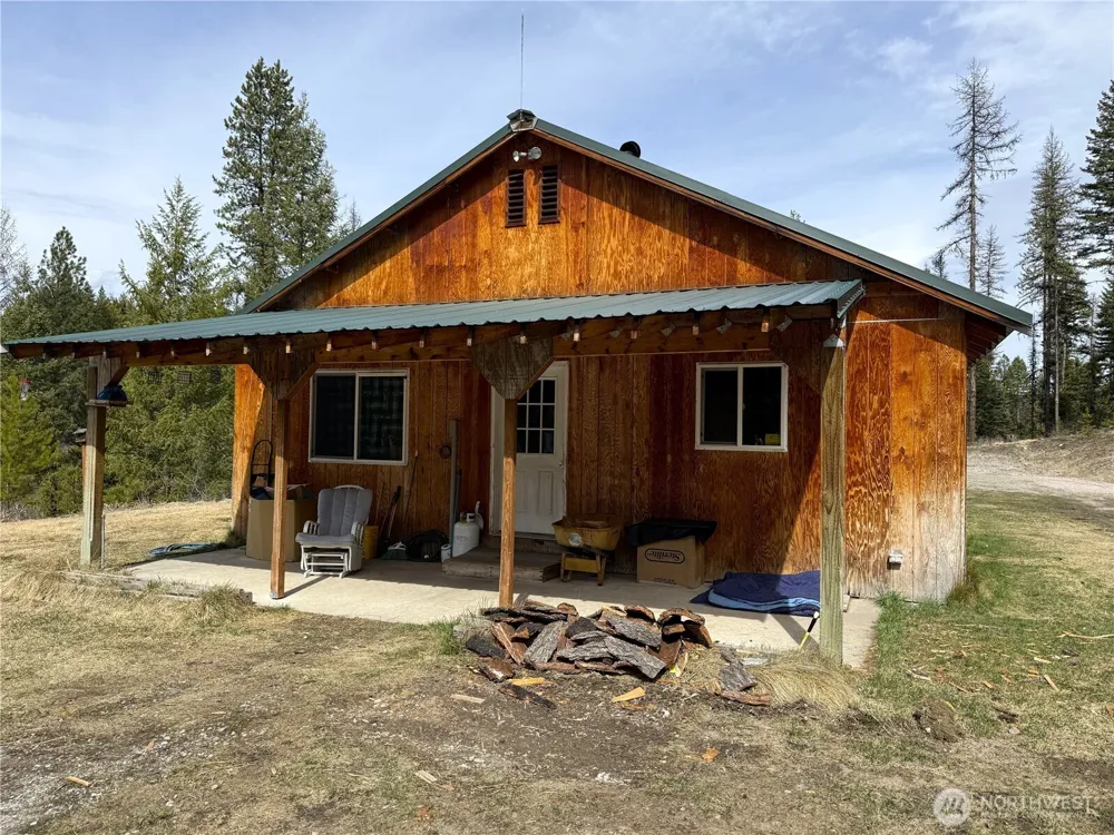 37 Gardner Creek Road Republic, WA 99166