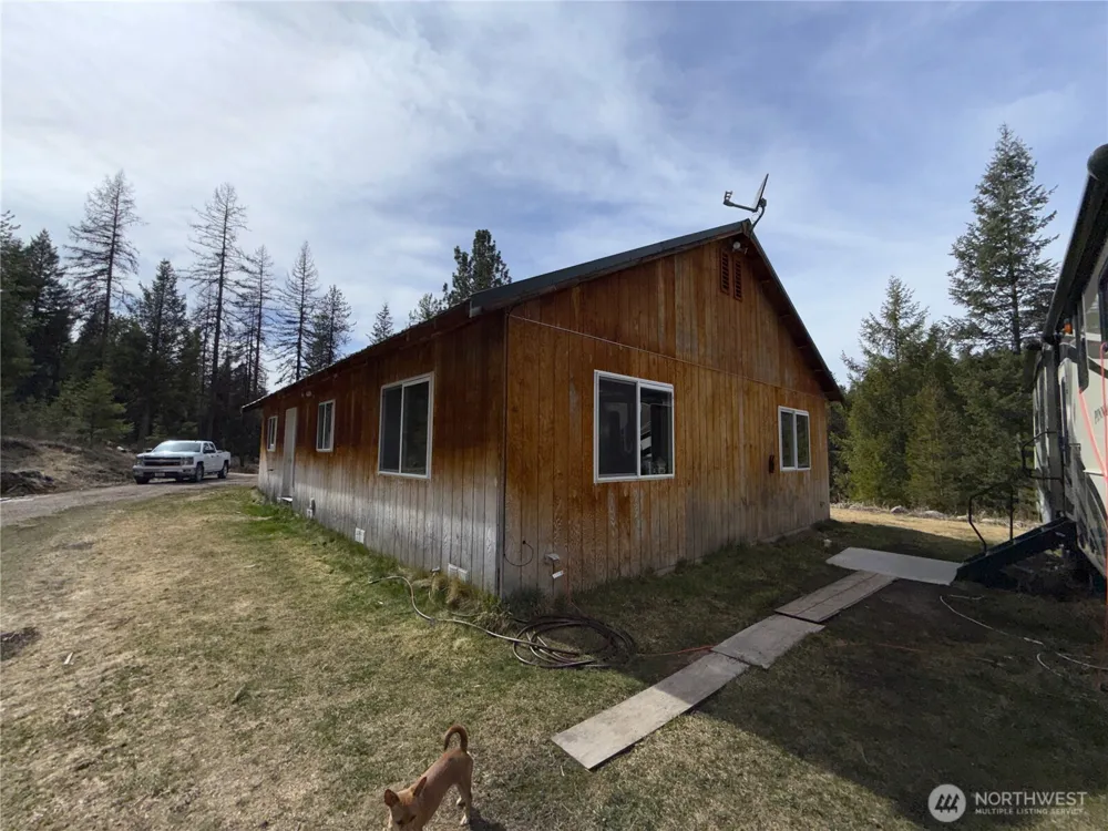 37 Gardner Creek Road Republic, WA 99166