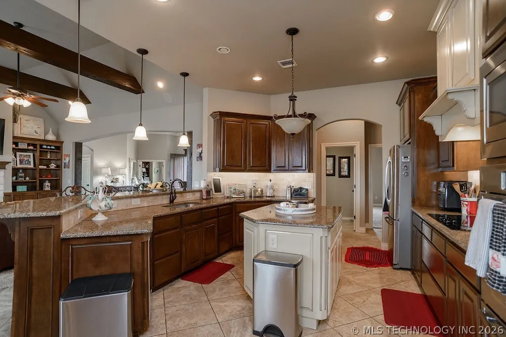5722 E 122nd Street Perkins, OK 74059