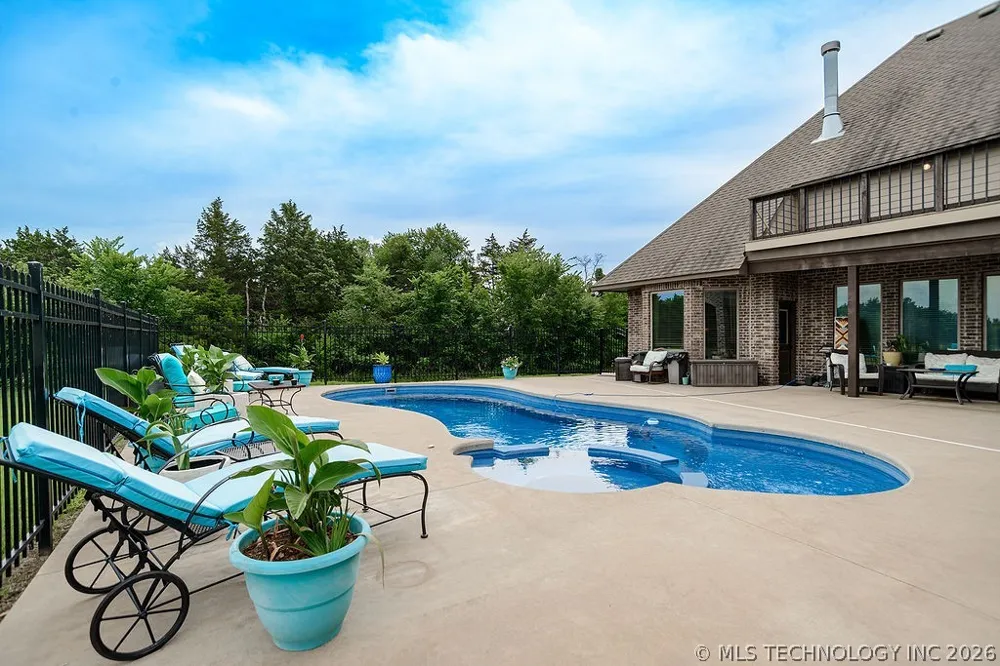 5722 E 122nd Street Perkins, OK 74059