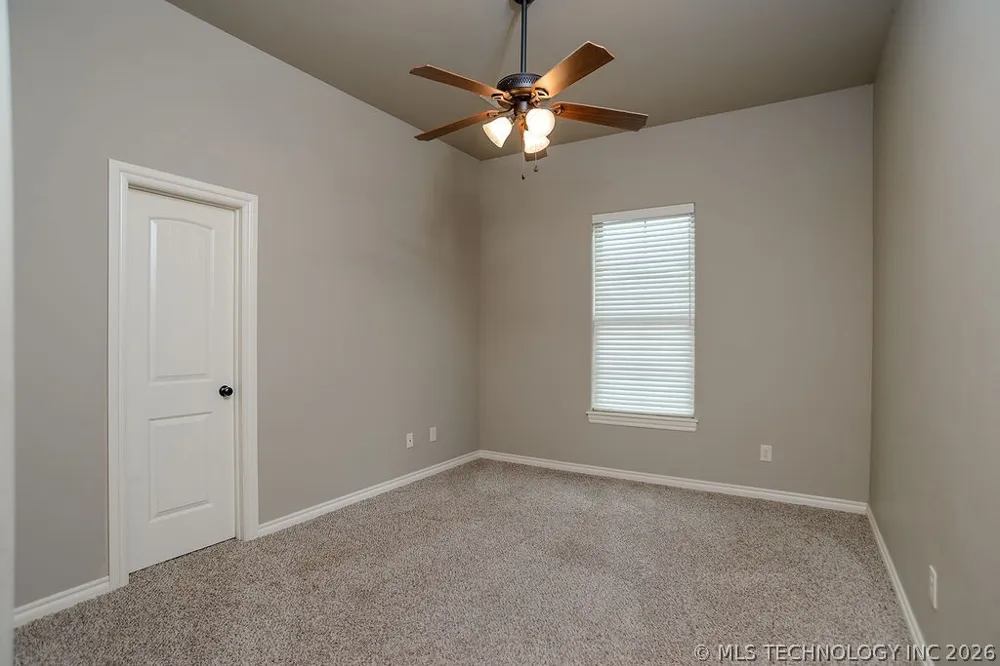 5722 E 122nd Street Perkins, OK 74059