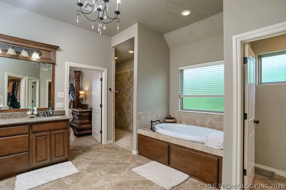 5722 E 122nd Street Perkins, OK 74059