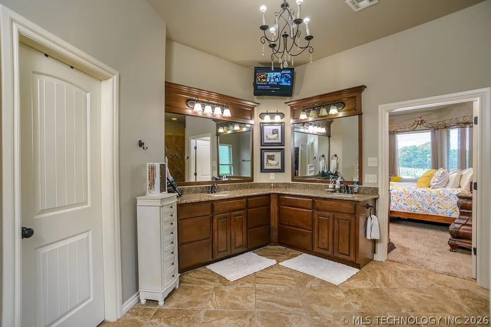 5722 E 122nd Street Perkins, OK 74059