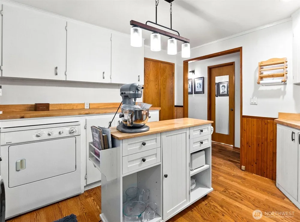 221 W Hunley Westport, WA 98595
