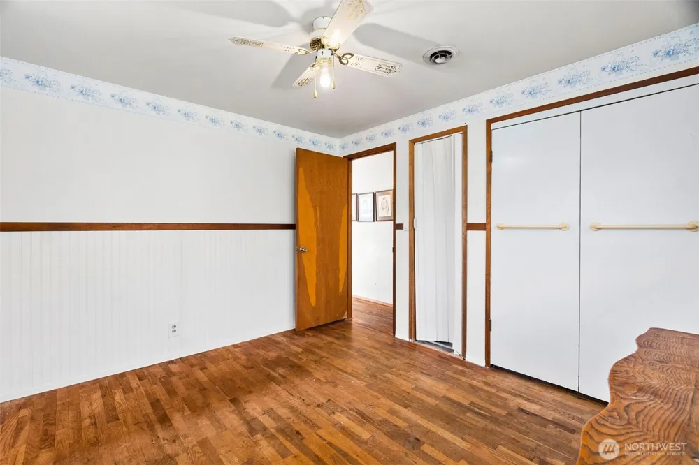 221 W Hunley Westport, WA 98595