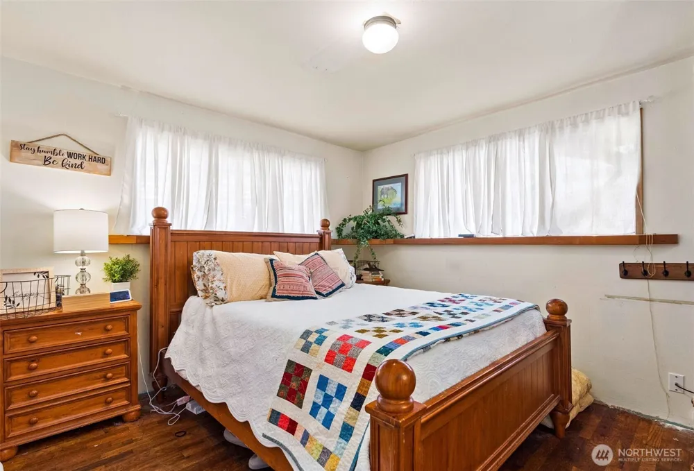221 W Hunley Westport, WA 98595