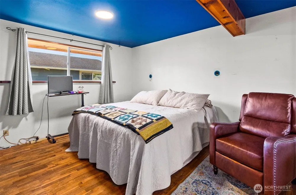 221 W Hunley Westport, WA 98595