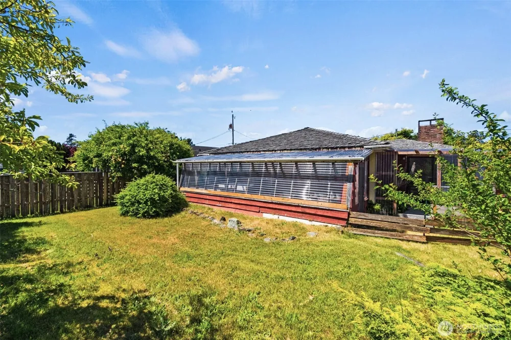 221 W Hunley Westport, WA 98595