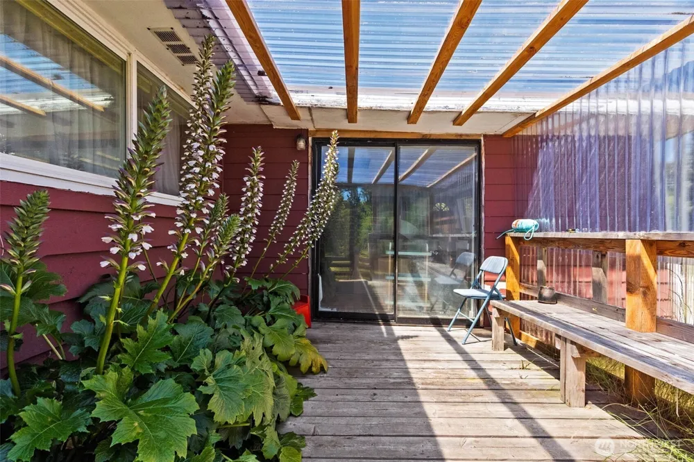 221 W Hunley Westport, WA 98595