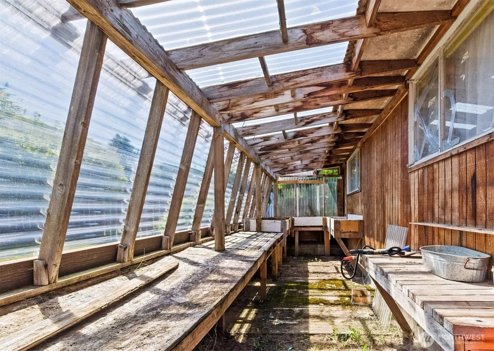 221 W Hunley Westport, WA 98595