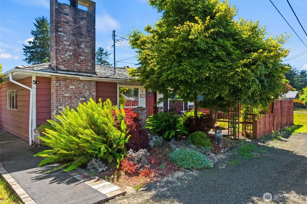 221 W Hunley Westport, WA 98595