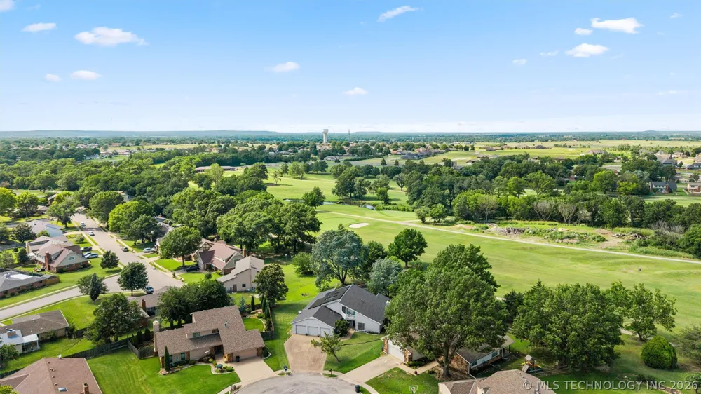 201 Clear Ridge Court Bartlesville, OK 74006