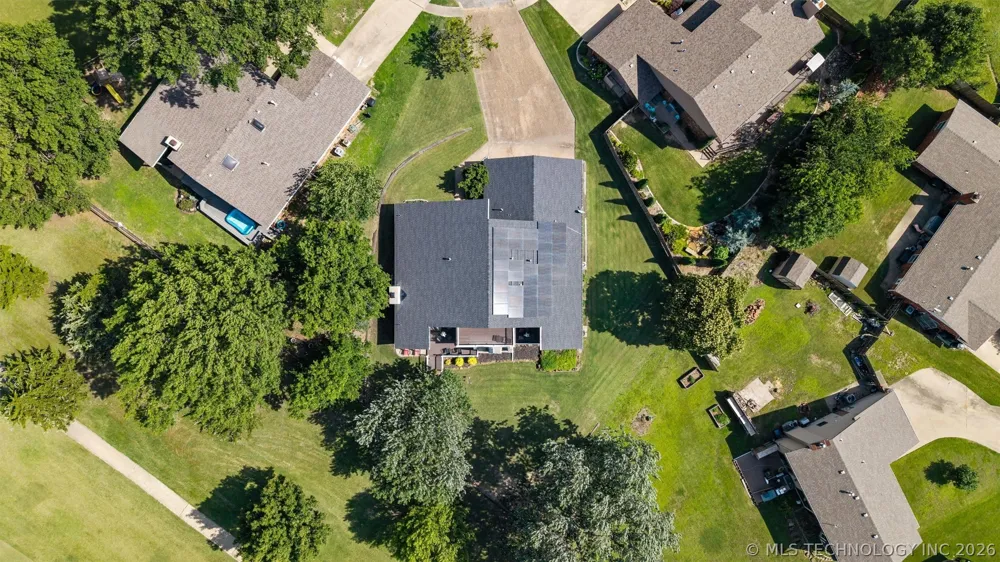 201 Clear Ridge Court Bartlesville, OK 74006