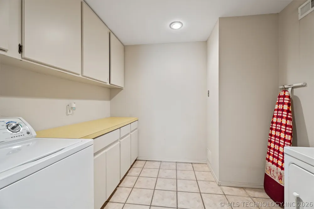 201 Clear Ridge Court Bartlesville, OK 74006