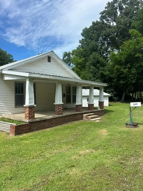 232 Natchez Trace Rd