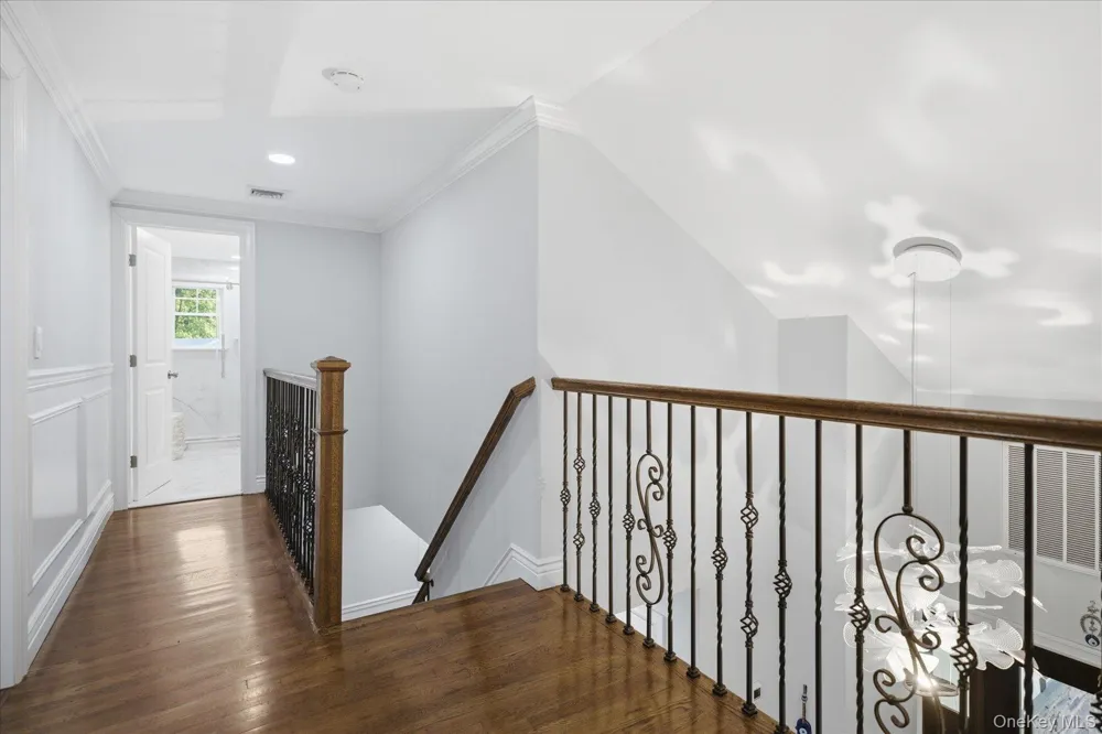 174 Warner Road Huntington, NY 11743