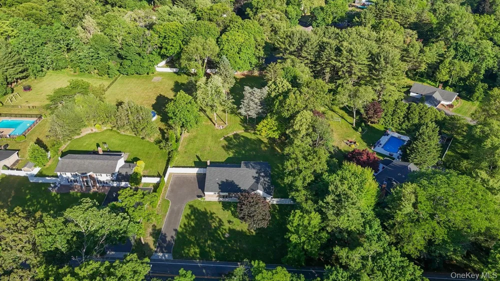 174 Warner Road Huntington, NY 11743