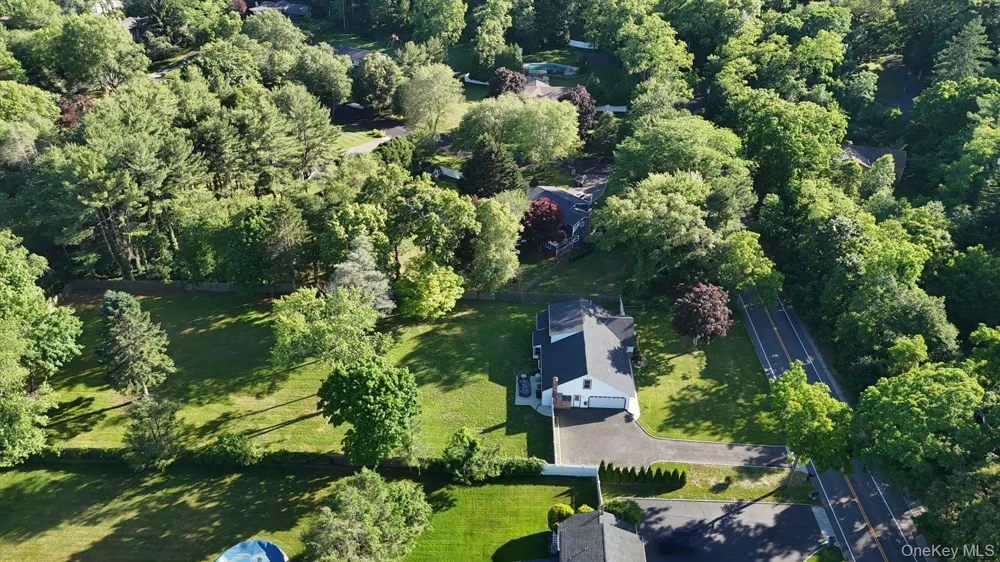 174 Warner Road Huntington, NY 11743