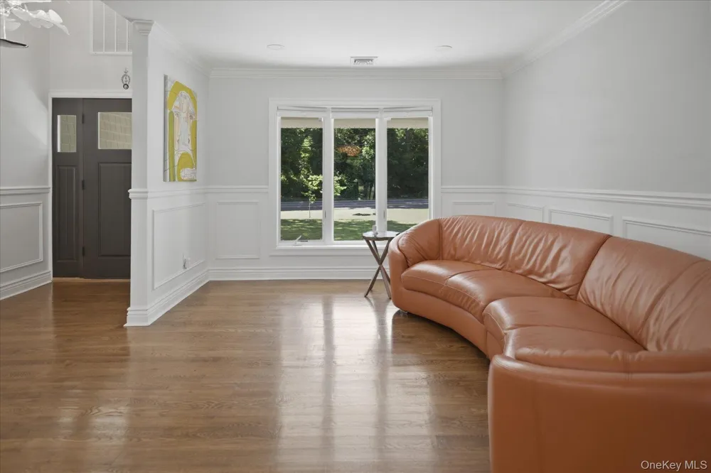 174 Warner Road Huntington, NY 11743