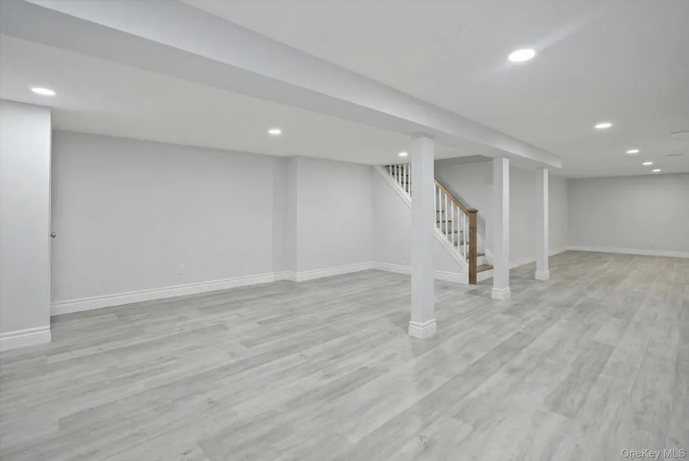 174 Warner Road Huntington, NY 11743