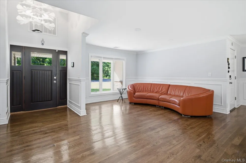 174 Warner Road Huntington, NY 11743