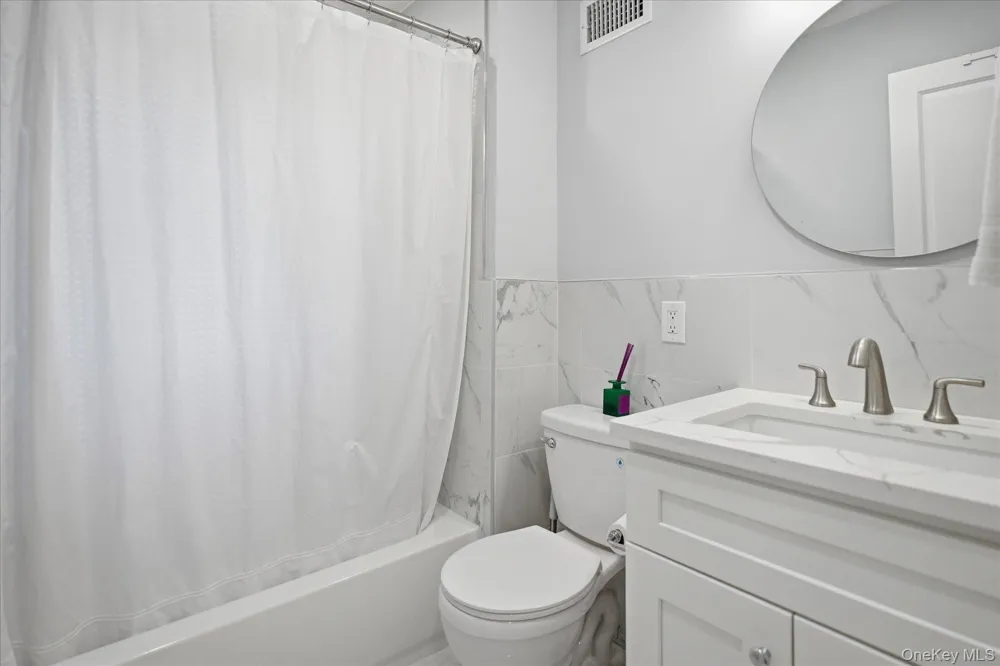 174 Warner Road Huntington, NY 11743
