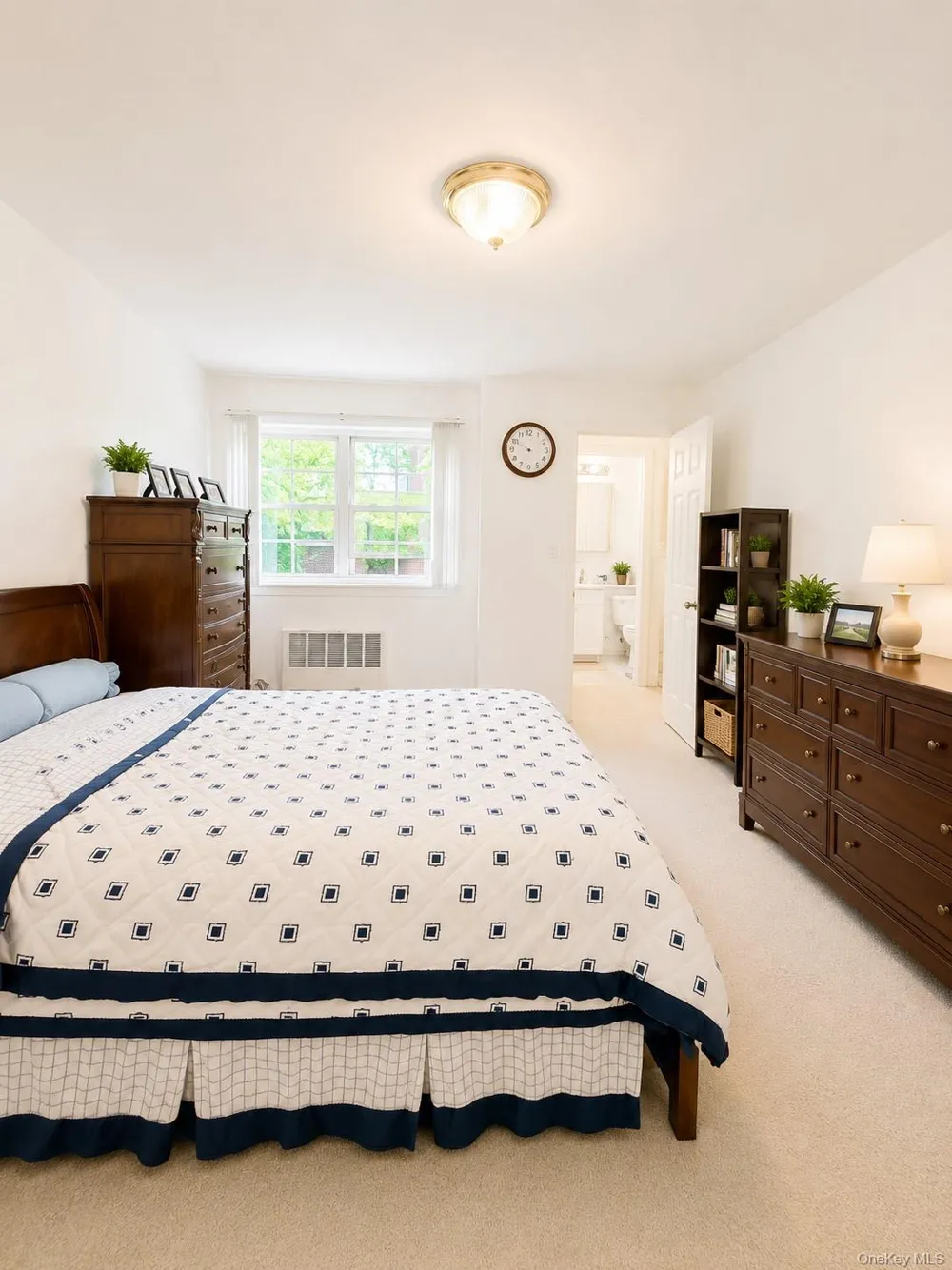 6955 150th Street #33B Flushing, NY 11367