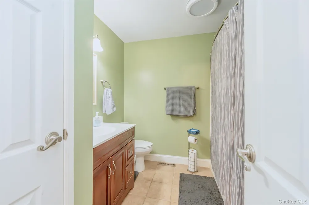 99 Penstock Lane Lake Katrine, NY 12449