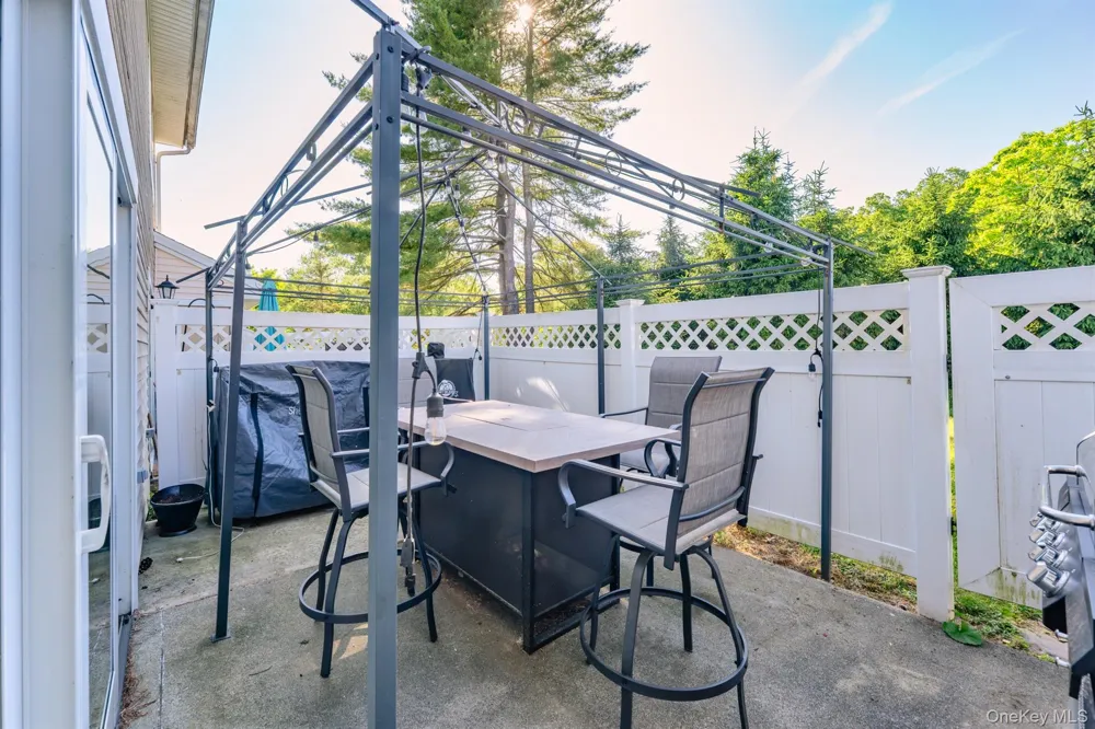 99 Penstock Lane Lake Katrine, NY 12449
