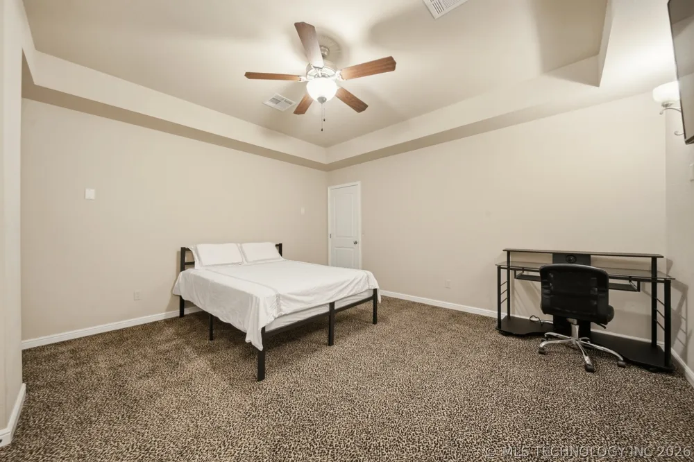 5929 E 145th Street S Bixby, OK 74008