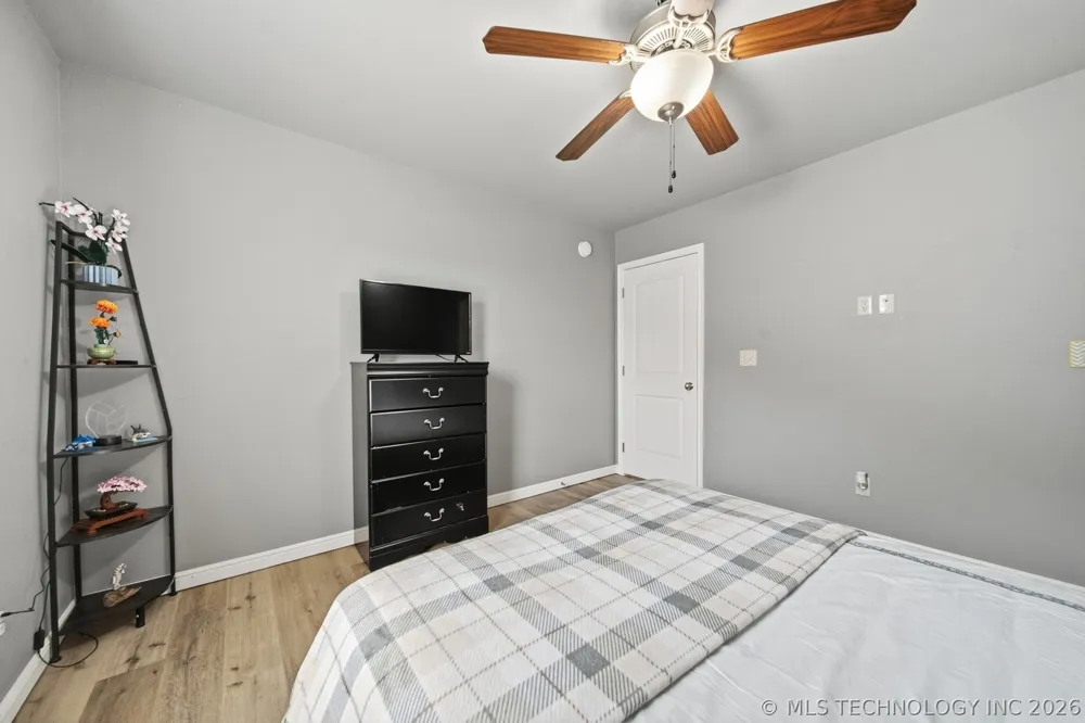 5929 E 145th Street S Bixby, OK 74008