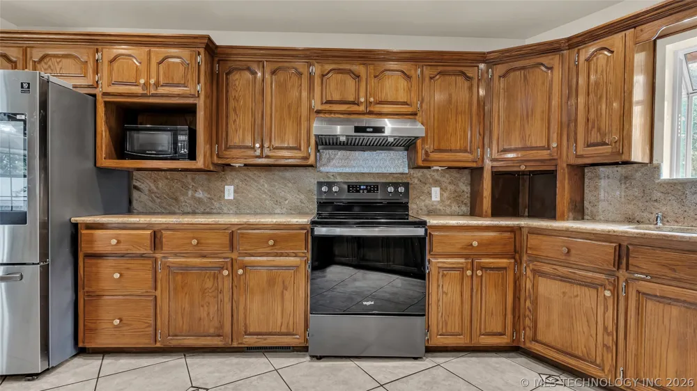 2800 Ridgeway Ardmore, OK 73401