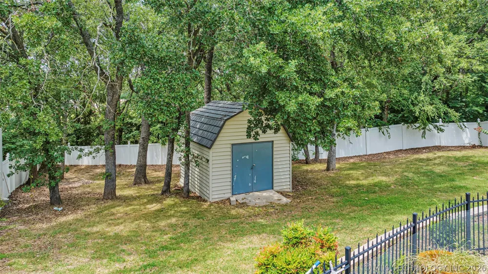 2800 Ridgeway Ardmore, OK 73401