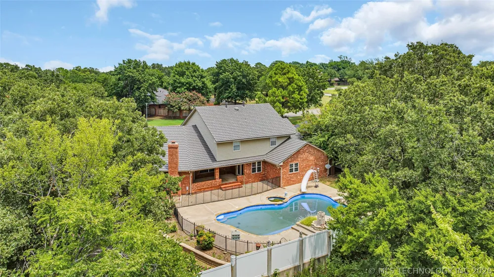 2800 Ridgeway Ardmore, OK 73401