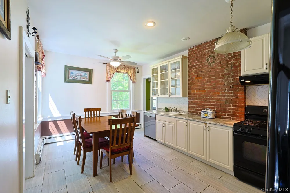 9 Library Road Tuxedo Park, NY 10987