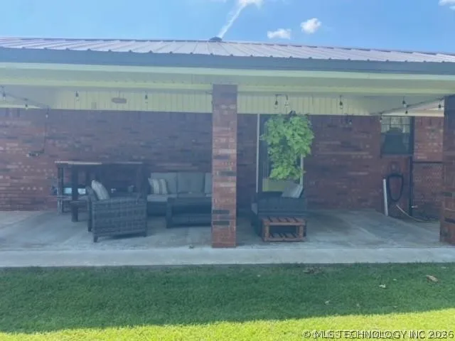 238 Monroe Avenue Alderson, OK 74501
